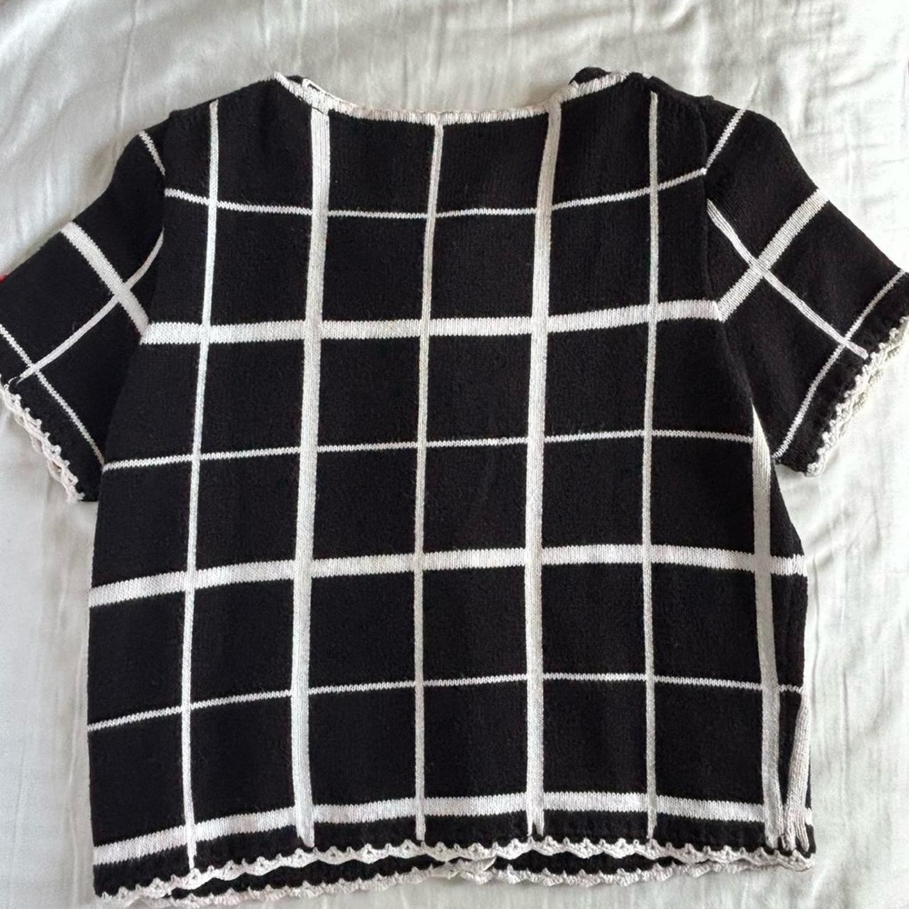 Michael Simon Black and White Button Down Shirt with Cherry Embroidery - Picture 3 of 3